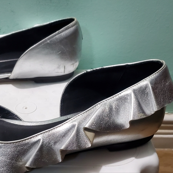 IRO Ruffled Silver Metallic Leather Pointed Toe D'Orsay Flats sz 41 - Picture 9 of 15